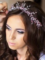 Свадебные украшения для волос – самые красивые аксессуары для невесты