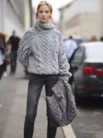 Объемный свитер – с чем носить и как создать модный образ?