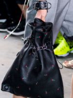 Сумка-мешок – 44 фото модных женских сумок и с чем их носить?