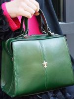 Зеленая сумка – 24 фото стильных сумок зеленого цвета на любой вкус