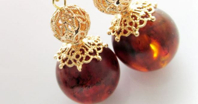 Серьги с янтарем – лучшие брендовые янтарные украшения