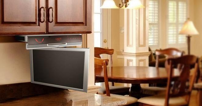 Телевизор на кухню - как правильно подобрать?