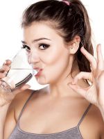Как пить воду, чтобы похудеть – 7 правил