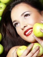 Яблочный уксус для волос – лучшие рецепты для эффективного применения