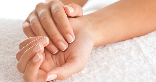 Болят суставы пальцев рук – причины и лечение коварного симптома
