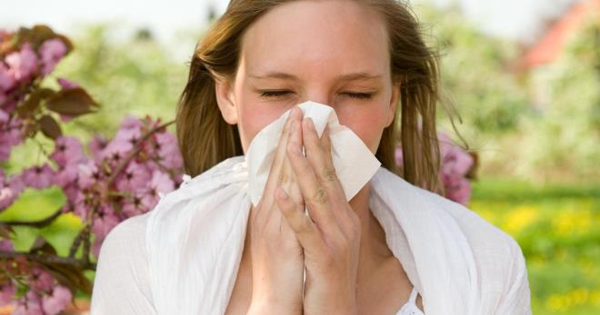 Поллиноз – как проявляется сенная лихорадка, и как ее лечить?