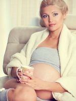 Почему беременным нельзя пить кофе? 
