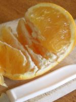 Как почистить апельсин?