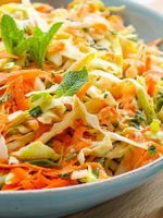 Салат из капусты – 8 оригинальных идей приготовления легкой закуски