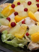 Салат с ананасом - вкусные рецепты оригинальной закуски на каждый день