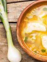Суп с клецками на курином бульоне - лучшие рецепты на каждый день для всей семьи