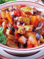 Рагу из баклажанов - лучшие рецепты вкусного летнего блюда