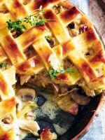 Пирог с картошкой и грибами - вкусные и оригинальные рецепты закусочной выпечки