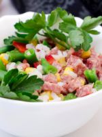 Салат с колбасой - самые простые и необыкновенно вкусные рецепты закуски на каждый день