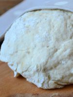 Дрожжевое тесто на кефире - удачные рецепты пышной основы для домашней выпечки