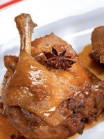 Тушеная утка кусочками - рецепты для обеда и праздничного застолья