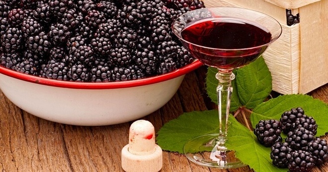 Ежевичное вино - самые простые рецепты изготовления ягодного алкогольного напитка