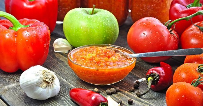 Аджика с яблоками - вкусные и оригинальные способы приготовления соуса