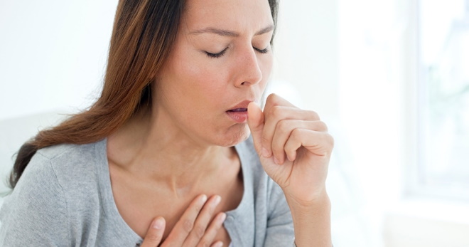 Сухой кашель без температуры у взрослого - симптомы, причины и лечение