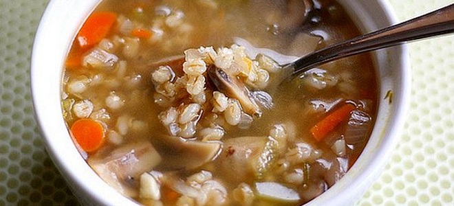 Грибной суп с перловкой в мультиварке - рецепт
