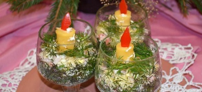 салат новогодние свечи