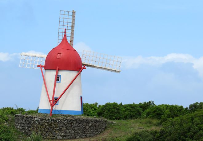 Ветряная мельница на острове Грасиоза