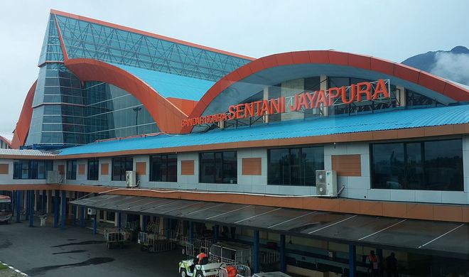 Аэропорт Джаяпуры (Jayapura Sentani Airport)