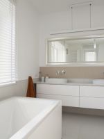 Белая ванная комната - дизайн