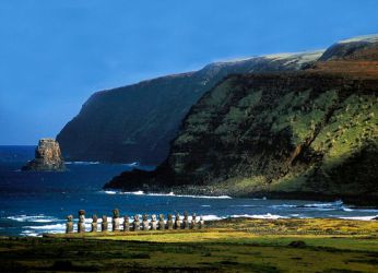 Остров Пасхи - одна из самых известных достопримечательностей Чили