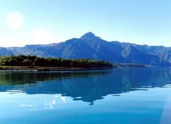 Вулканическое озеро Тодос-лос-Сантос