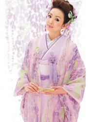 Женское кимоно  