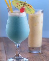 коктейль голубые гавайи