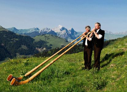 Горн - традиционный музыкальный инструмент Швейцарии
