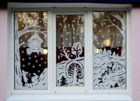Новогодние украшения на окна15