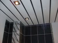 Реечный потолок в ванной -1