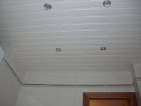 Реечный потолок в ванной -8