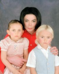 Джексон с дочерью и сыном Принсом