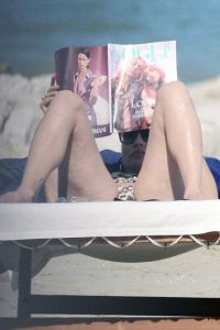 Кейт любит читать Vogue