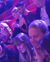 Софи Тернер и Джо Джонас на репетиции музыкальной премии MTV 