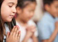 Утренняя молитва детей