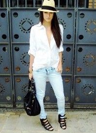 Белая рубашка и джинсы 8