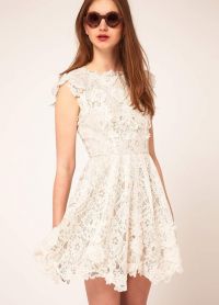 Белое кружевное платье 2