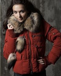 Женская зимняя куртка с мехом 1