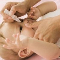 как промывать нос ребенку аквамарисом