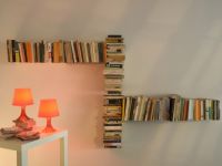 Книжные полки на стену