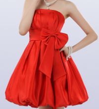 Короткое красное платье 8