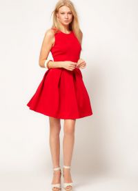 красное платье на свадьбу подруги 2
