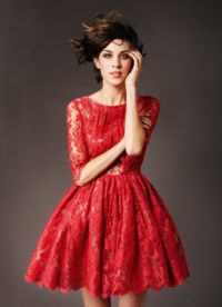 красное платье на свадьбу подруги 4