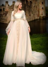 средневековые платья6