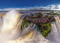 Величественность водопадов Игуасу